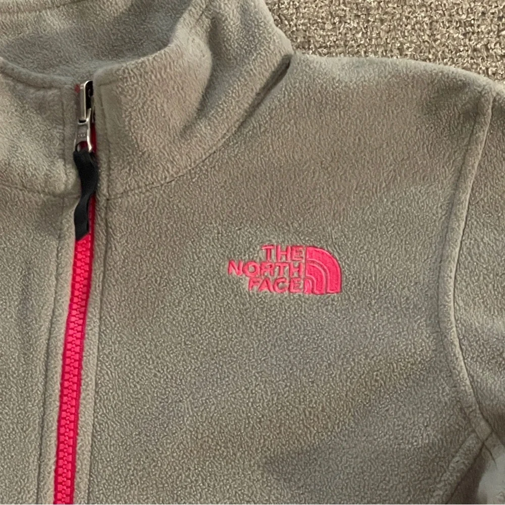 Girls The North Face Gray Pink Fleece jacket fall winter coat Large 14/16 L warm